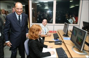 jacques chirac visite le centre des essais nucleaire